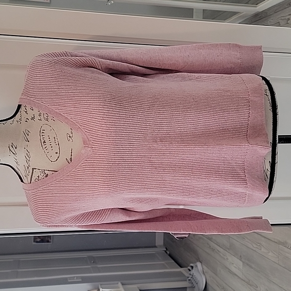 V Neck sweater - Picture 4 of 5